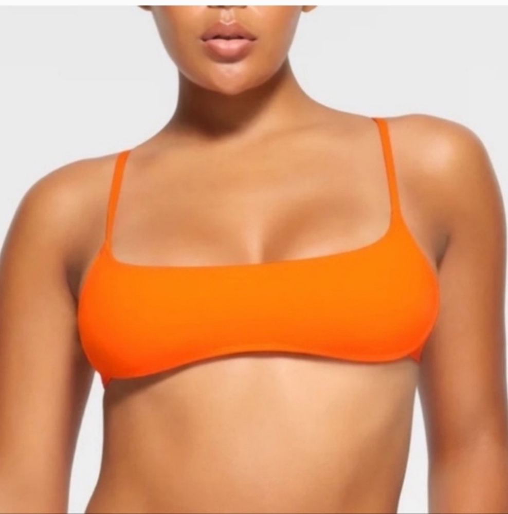 Skims Recycled Swim Micro Scoop Bikini Top